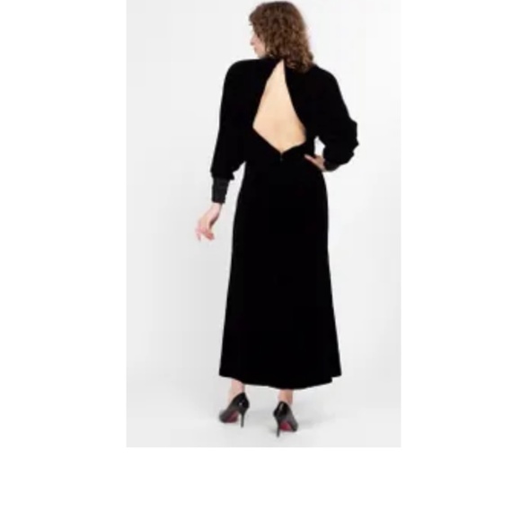 Bespoke Vintage Black Velvet Gown w Keyhole Back - Picture 2 of 4